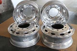 USED 22.5 INCH CHROME RV/MOTORHOME RIM SET FOR SALE